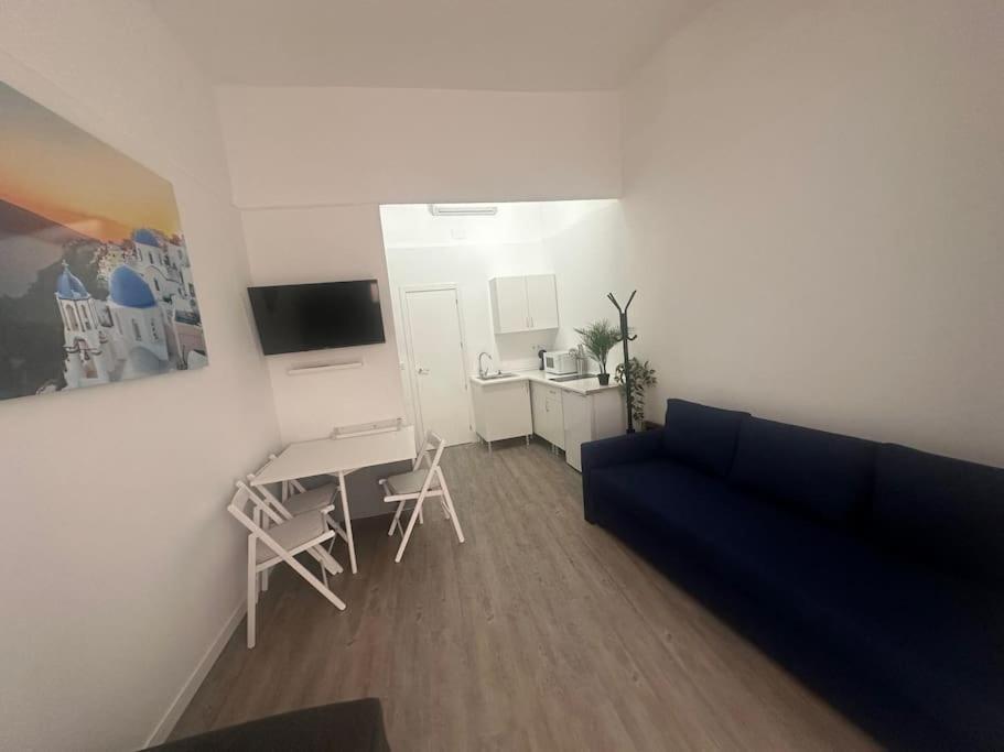 Estudio Castellar Seville Luaran gambar